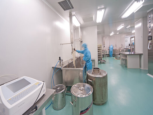 上海松江車墩食品廠十萬級凈化車間無塵室裝修施工案例